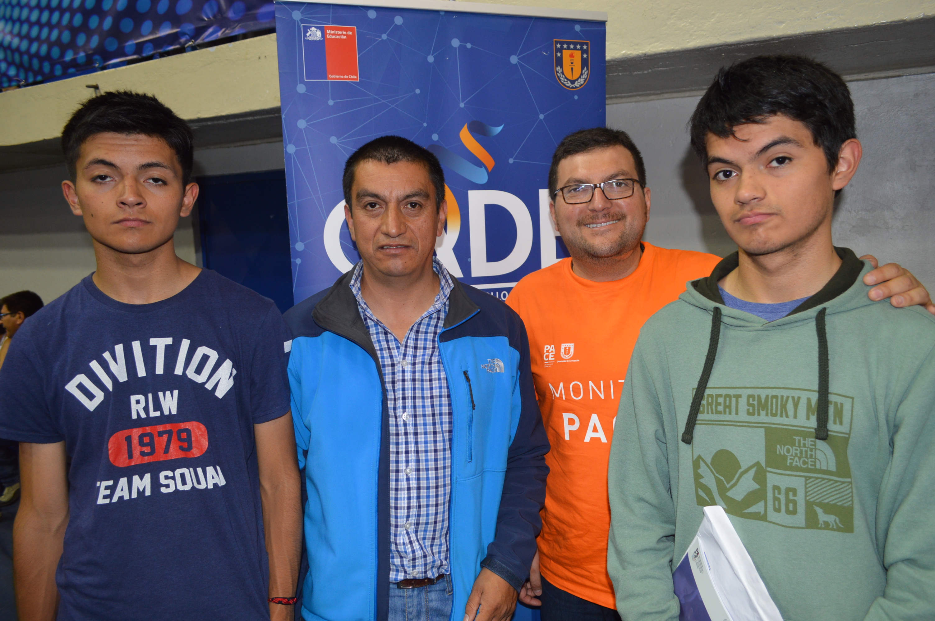 Stand informativo del CADE captó la atención de futuros estudiantes UDEC